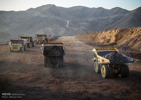 گزارش عملیات ساخت ۶ جاده دسترسی به معادن سنگ آهن سنگان