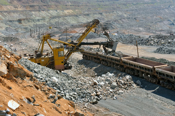 نگرانی تجار سنگ آهن چین از کاهش ارزش پول این کشور