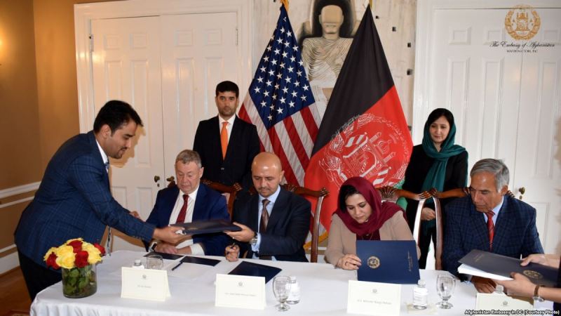 سرمایه گذاری ۵۸ میلیارد دلاری انگلیس و آمریکا در دو معدن طلا و مس افغانستان/ دیدبان شفافیت افغانستان: قرار داد استخراج معادن طلا و مس خلاف قانون معادن افغانستان است