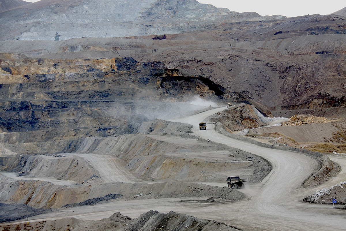 مزایده ۲.۵ میلیون تُن لجن طلا معدن زرشوران به زودی