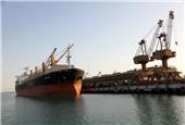ثبت رکورد بارگیری 81 هزار تُن سنگ‌آهن صادراتی در بندر شهید رجایی