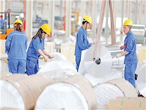 چین بازار جهانی فولاد را قبضه کرده است