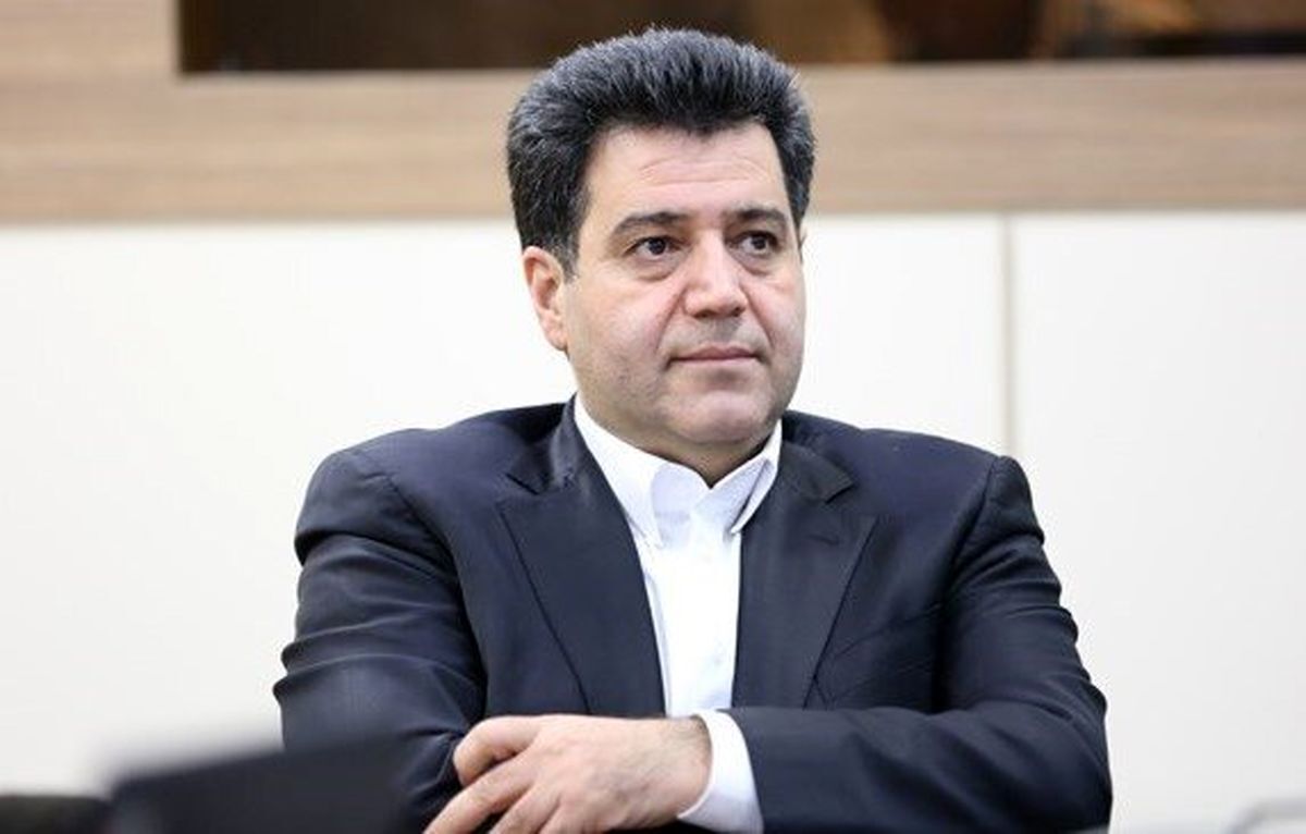سلاح‌ورزی فاقد صلاحیت قانونی برای مکاتبه در جایگاه رئیس اتاق ایران است