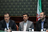 ايران بايد در بخش هاي صنعتي،اقتصادي جهان حضوري فعال داشته باشد