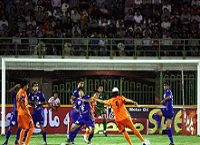 مس کرمان استقلال تهران را زمينگير کرد
