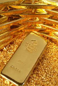 قيمت طلا تا پايان امسال به بيش از 1800 دلار خواهد رسيد