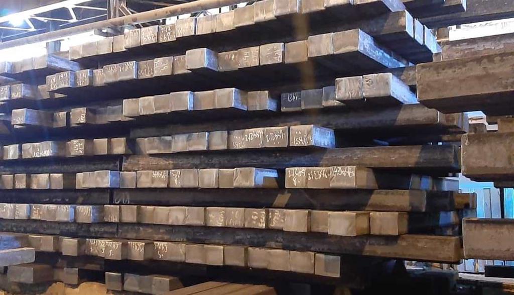 توليد شمش C60 در ذوب آهن اصفهان