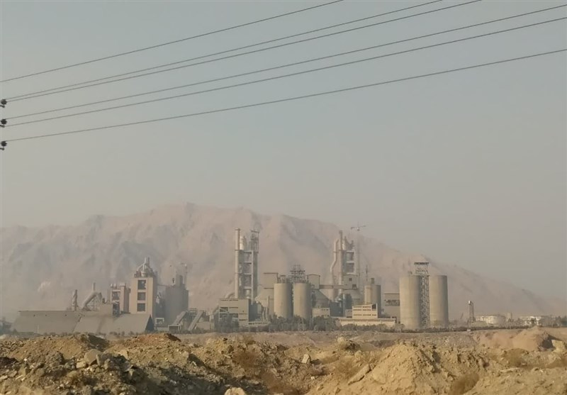 گاز کارخانه سيمان تهران قطع شد