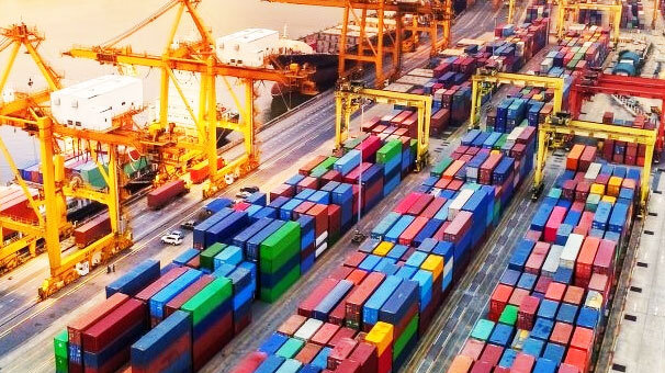 صادرات ايران 3.5 برابر ارزانتر از واردات