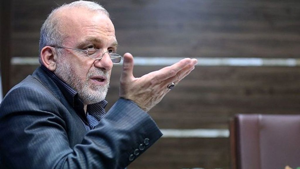 در تدوين استراتژي هاي توليد فولاد کشور، ذوب آهن اصفهان يک بخش مستقل ديده شود