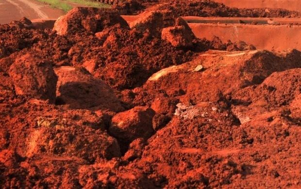 بوکسيت و بيتومين؛ گنجهايي معدني در دل دشتي بوشهر