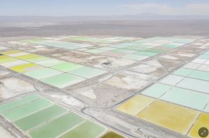 هجوم خودروسازان بزرگ به سمت خريد معادن ليتيوم