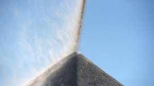 کاهش قيمت خيره‌کننده ليتيوم در معاملات آتي چين