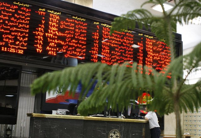افزايش 10 هزار واحدي شاخص بورس