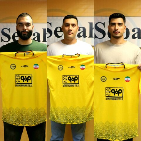 ادامه حضور 3 طلاييپوش در جمع نوينيها