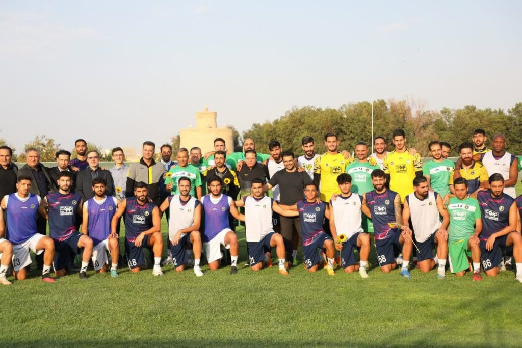 جواب کملطفيها را در ميدان بدهيد