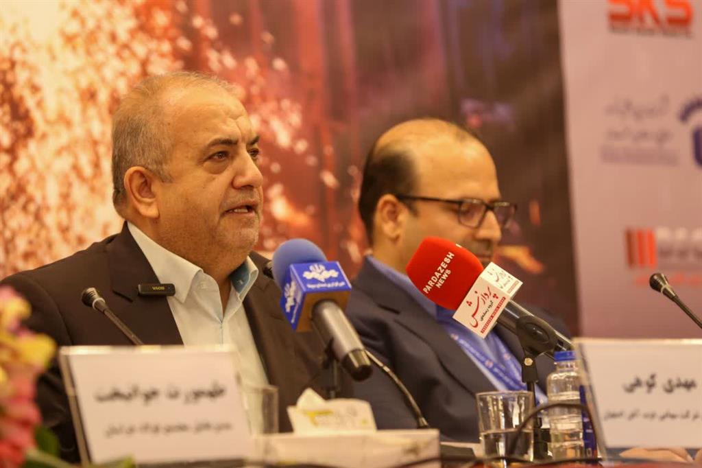 تاب آوري صنعت فولاد با چالش‌هاي جدي مواجه است