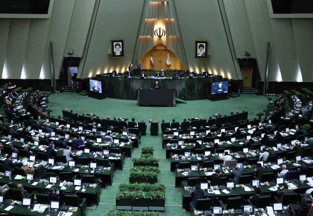 موافقت مجلس با مسکوت ماندن لايحه تشکيل وزارت بازرگاني