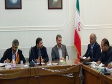 بررسي مشكل شهرك مهريز با حضور نماينده مجلس