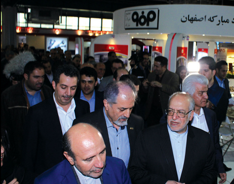نمايش دستاوردهاي فولاد مبارکه در توليد ورقهاي صنعت خودرو