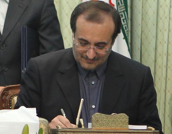 تحولات بزرگ در عرصه صنعت، معدن و تجارت با دستان پر توان كارگران محقق ميشود