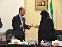 تمركز اعتبارات در «مگا پروژه»ها و توليد انبوه موتورهاي هيبريدي