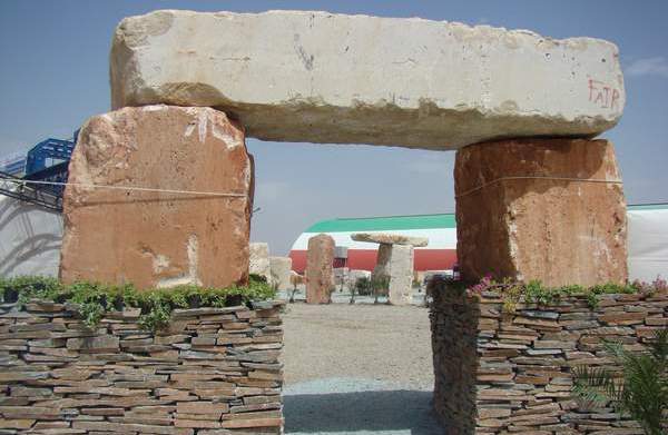 نمايش دو هزار تن سنگ خام در دومين نمايشگاه تخصصي سنگ محلات