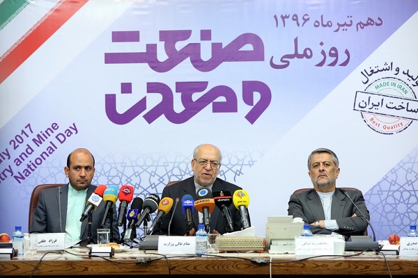 افزايش توليد و اشتغال با اتصال ايران به زنجيره صنعت جهاني امکان پذير است