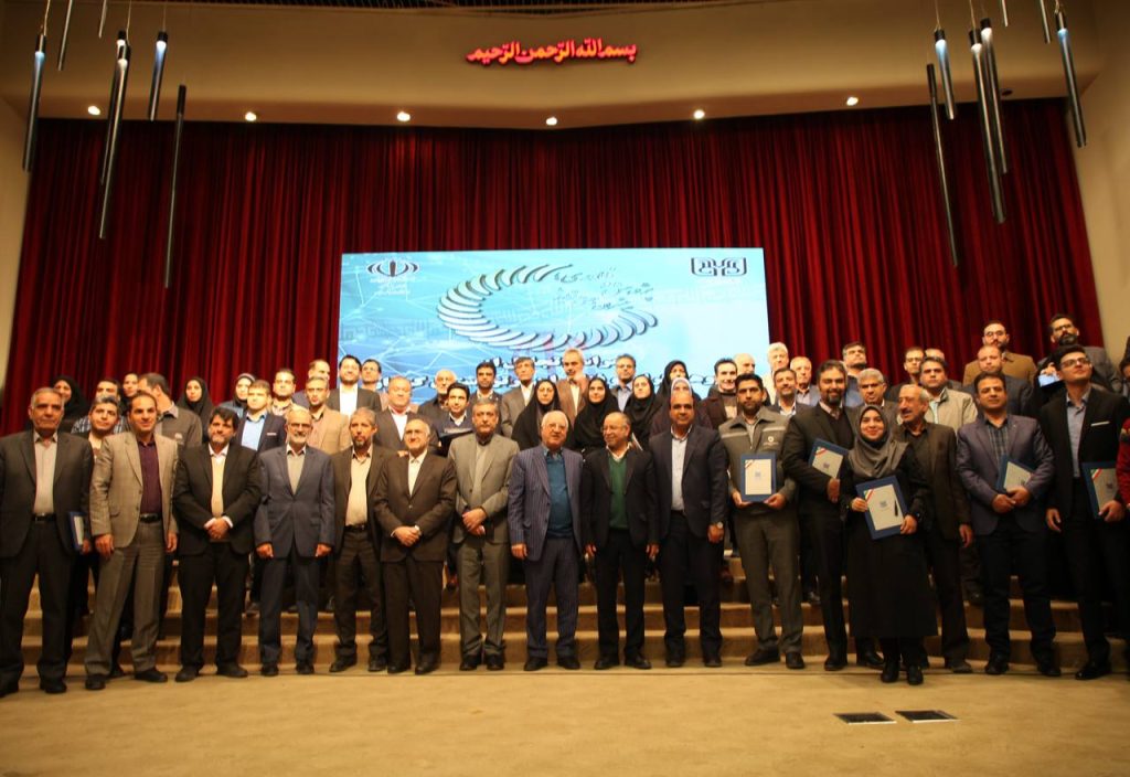 شرکت توسعه آهن و فولاد گلگهر «واحد برتر تحقیق و توسعه» استان شد