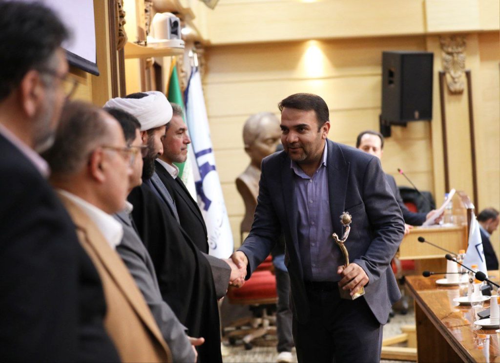 شرکت توسعه آهن و فولاد گلگهر برگزیده جشنواره «تولید ملی، افتخارملی» شد