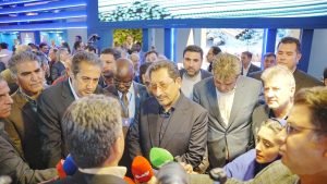 حضور وزیر صنعت، معدن و تجارت و رئیس هیات عامل ایمیدرو در غرفه ایمیدرو