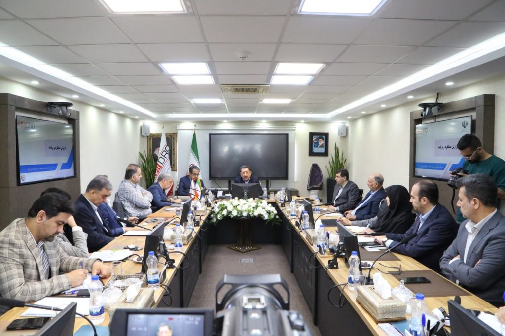 6 دستور وزیر صمت به شرکتهای بزرگ معدنی؛ از توسعه اکتشافات تا سرمایهگذاری در میادین گازی