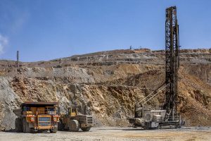 رشد ۴۰ درصدی حفاری‌های اکتشافی ایمیدرو تا پایان تیرماه