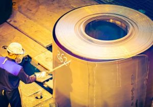 عرضه ورق گرم فولاد مبارکه با دو نماد در بورس کالا