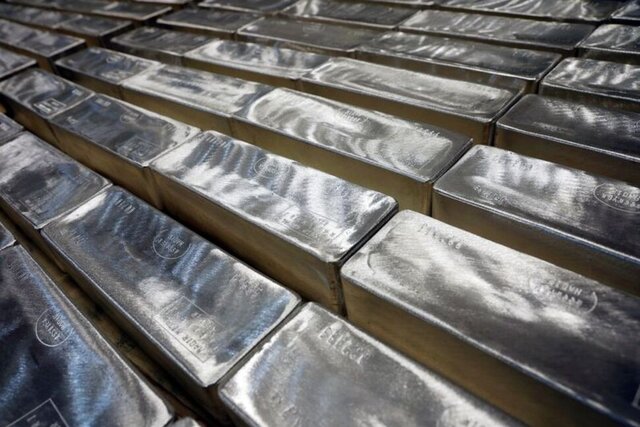 میانگین قیمت نقره در ۲۰۲۴ به ۳۵ دلار میرسد