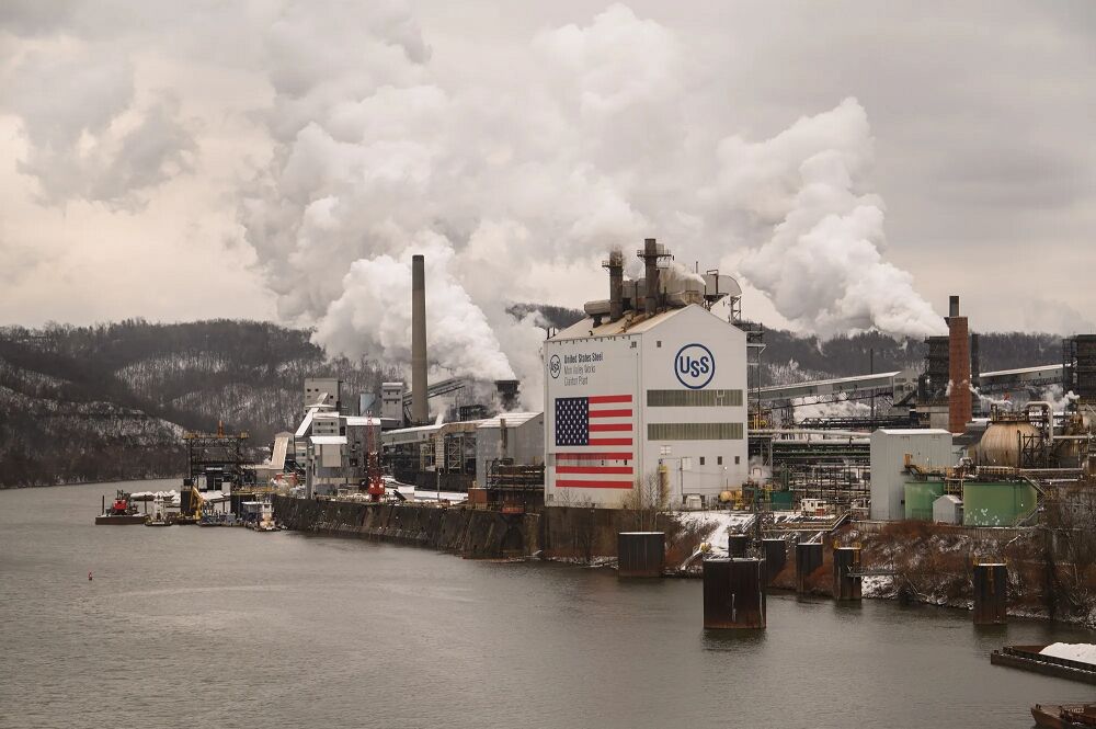 انفجار در کارخانه فولاد پیتزبورگ آمریکا