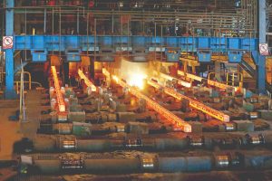 تامین ۷۳ درصدی برق با نیروگاه‌های خود تامین توسط فولادی‌ها