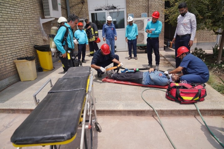 برگزاری مانور آتش نشانی در SKS