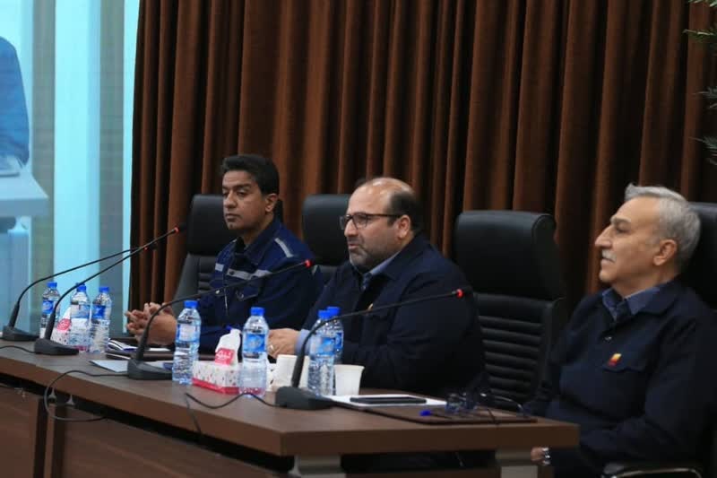 پیگیری پروژههای نیروگاهی و تامین برق پایدار