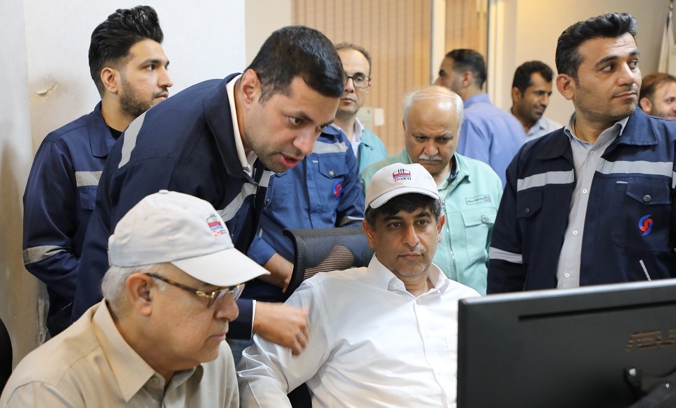 بازدید استاندار هرمزگان و مدیرعامل فولاد مبارکه از صبا فولاد خلیجفارس