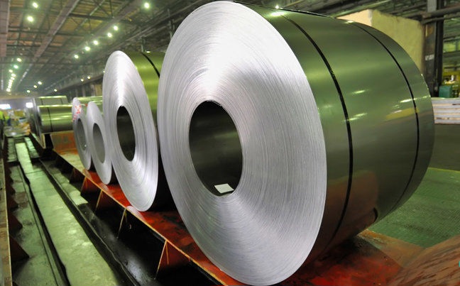 صادرات غیررسمی ورق فولادی با کارتهای یکبار مصرف؛ تهدیدی برای تولید ملی