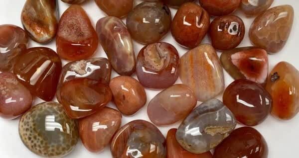 لزوم توسعه صنایع فرآوری عقیق در تربتحیدریه و جلوگیری از خامفروشی