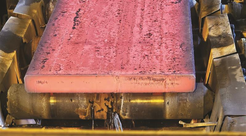 تولید تختال هشتوجهی برای نخستین بار در کشور؛ گامی تازه در مسیر خودکفایی صنایع نفت، گاز و انرژی