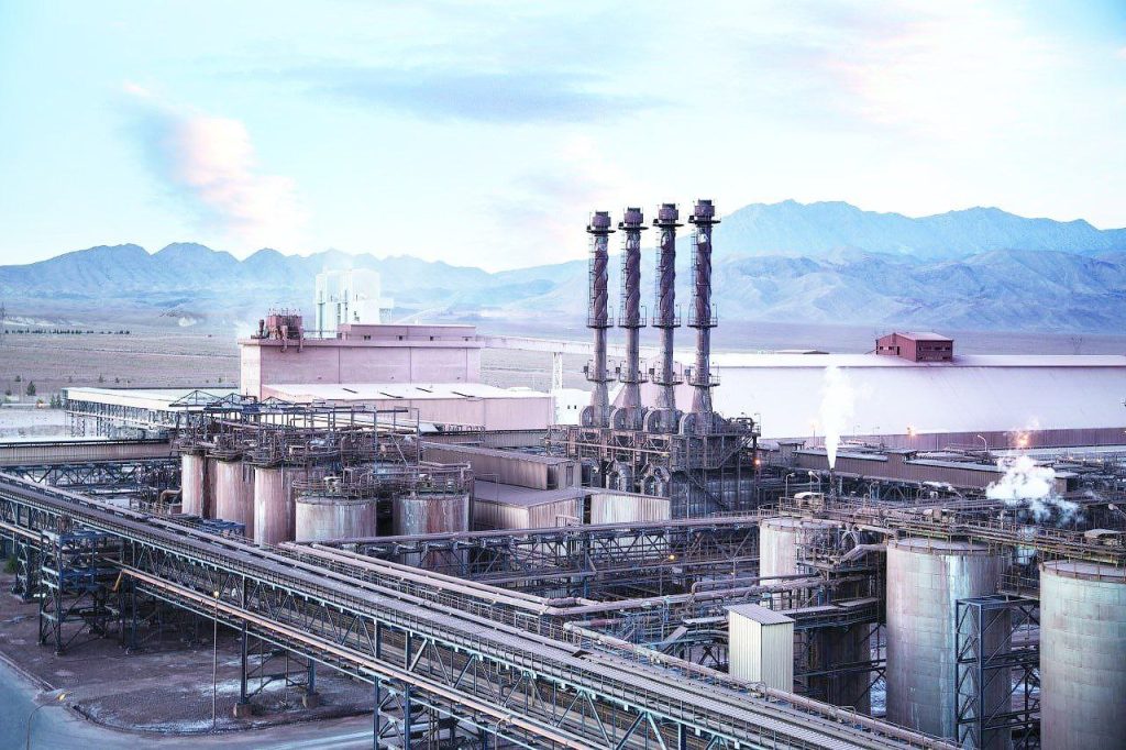 رکوردشکنی آلومینای ایران با رشد ۱۷۱ درصدی سود خالص در نیمه نخست ۱۴۰۴