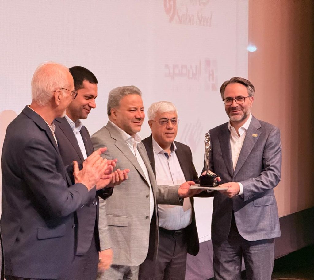 جواد حاتمی، مدیرعامل فولاد کاوه جنوب کیش؛ مدیر دولتی برگزیده صنعت فولاد ۱۴۰۴