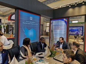 نشست نمایندگان شرکت مینتک آفریقای جنوبی با مدیر مرکز تحقیقات فرآوری مواد معدنی