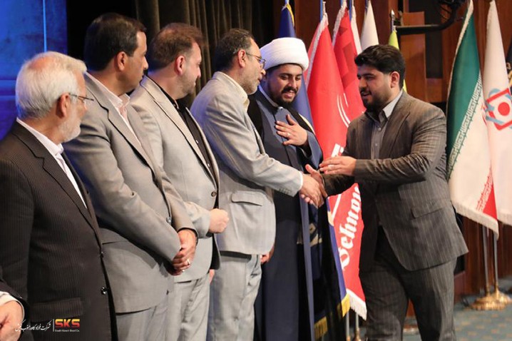 اعطای نشان تعهد محیط‌زیست به فولاد کاوه جنوب کیش