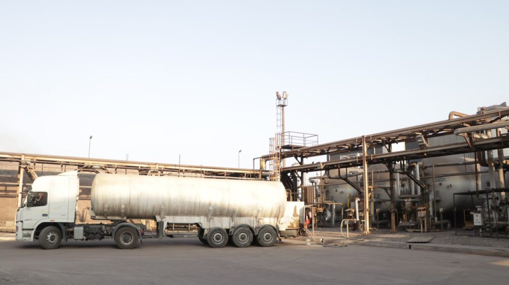 اهدای اکسیژن فولاد هرمزگان به بیمارستان خلیجفارس بندرعباس