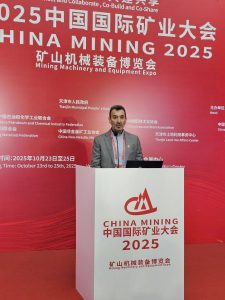 ایران آماده همکاری‌های برد–برد معدنی با چین است