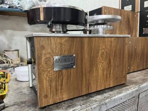 ایمیدرو ۱۶ کارگاه گوهرتراشی را در مراکز فنی و حرفه‌ای کشور تجهیز کرد